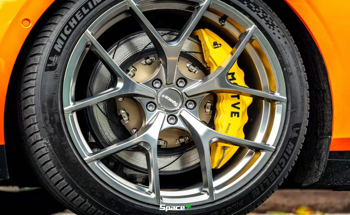 Lynk & Co Z10